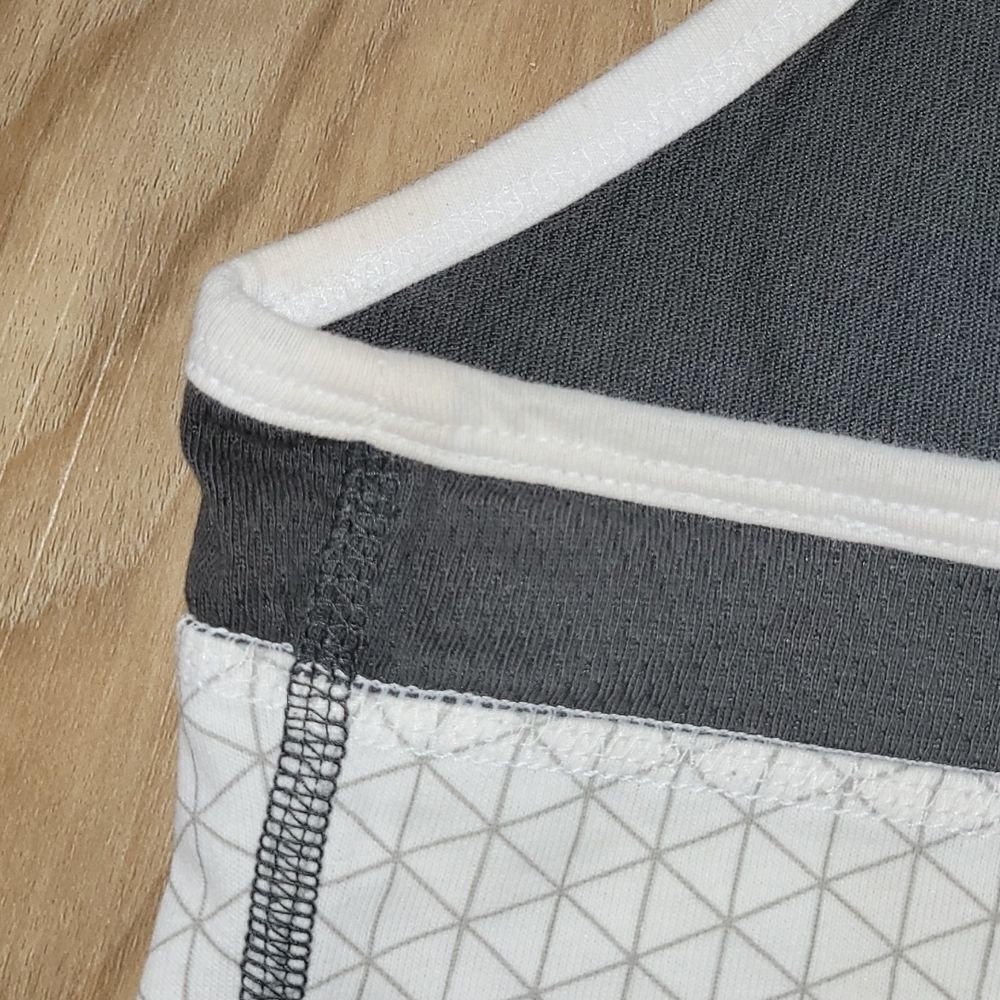 🔺️ Nike White & Gray Dri-Fit Racerback Tanktop Large - Picture 11 of 11